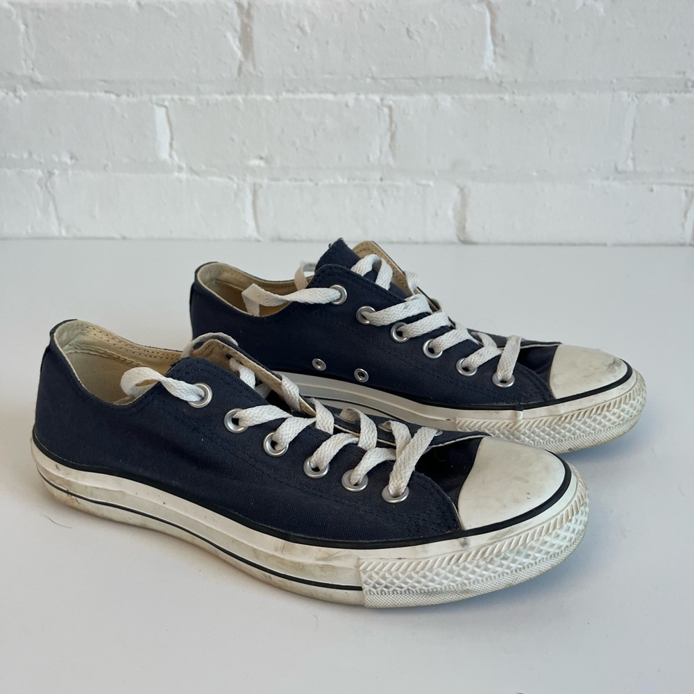 Converse All Stars Low Top Blue Canvas Sneaker Gently Used Womens 9 Mens 7